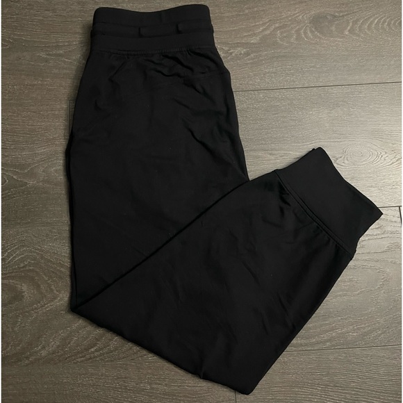 Lululemon Ready to Rulu High-Rise Cropped Jogger - Picture 2 of 6